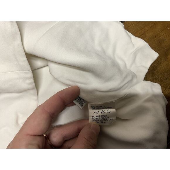 Vintage St. John by Marie Gray Button Front White Sleeveless Blouse Size M - Picture 9 of 10